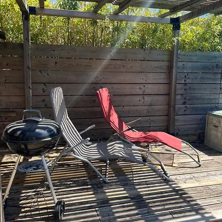 Recente Avec Piscine Hors Sol Proche Rempart * Aigues-Mortes